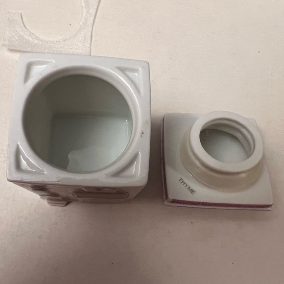 The Lenox Spice Village 1989 Porcelain House Jar Thyme Vintage Replacement - Picture 7 of 7